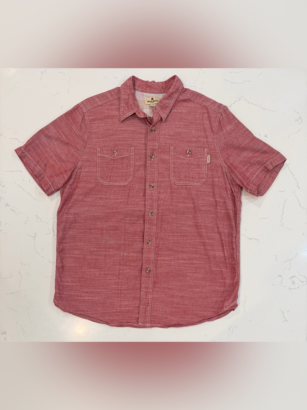Woolrich Men’s Heathered Red Short-Sleeve Button-Down Shirt